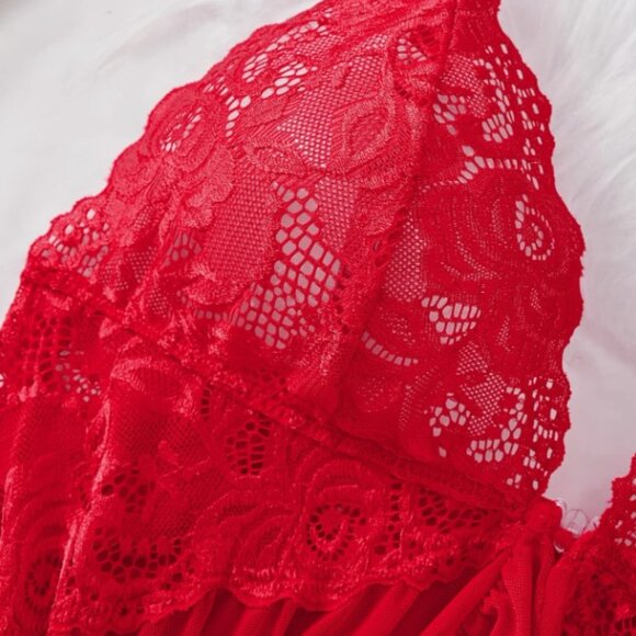 Plus Size Sexy Mesh Splicing Front Open Button Halter Dress Set - Picture 4 of 4